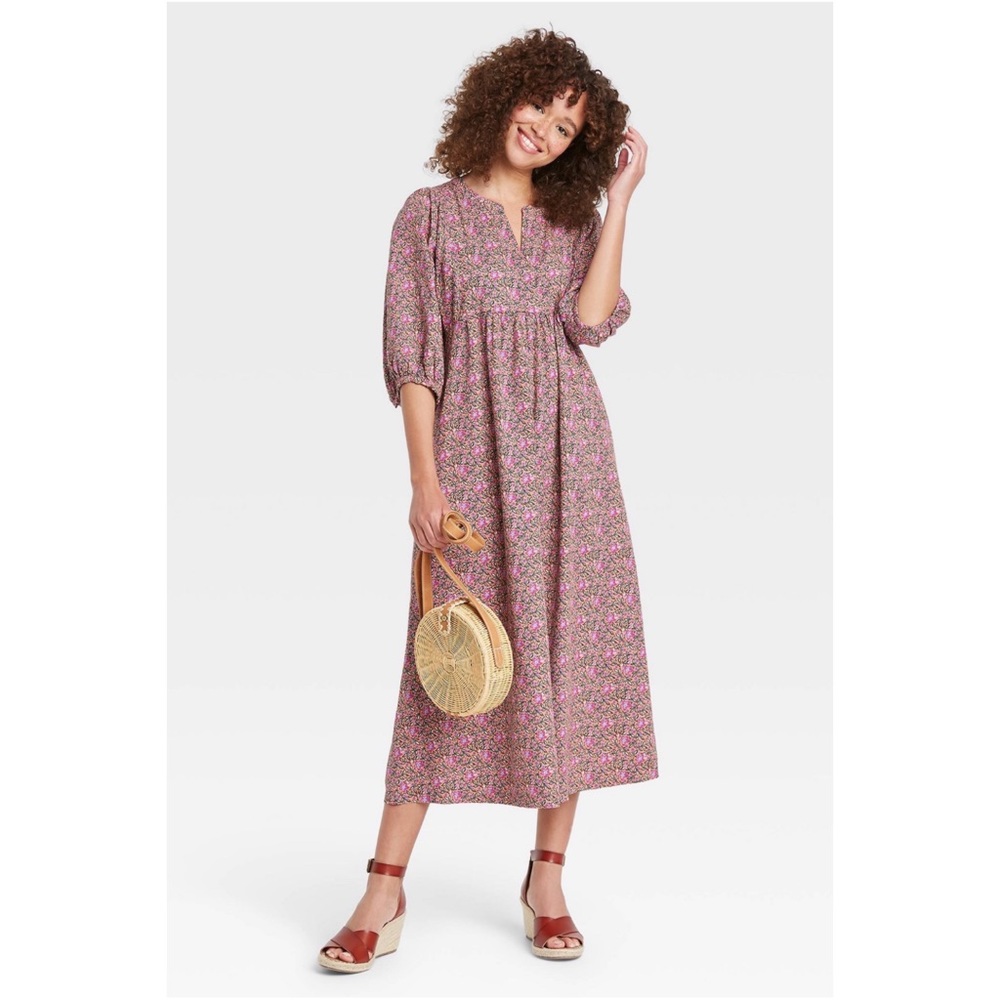 Universal Studios / NWT Balloon Long Sleeve Dress Pink Floral